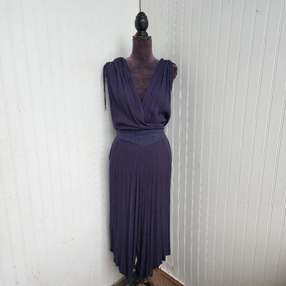 Democracy Navy Blue Wide Leg Jumpsuit Sleeveless Boho Festival V-Neck Gauze Sz L